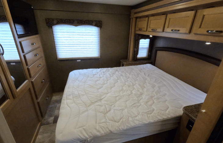 Queen Master Bedroom