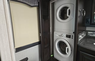 Hit The Road In This Family Friendly Berkshire XL