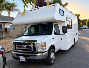 Thor Motor Coach Thor majestic 23a