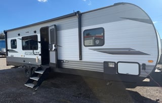 Toy Hauler with plenty of room and lots of extras