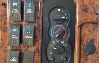 “Bruno” Big Coachmen & Bunkhouse sleeps 9!