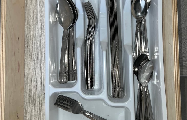 Flatware included