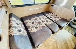 Ultimate Explorer! Easy to Drive