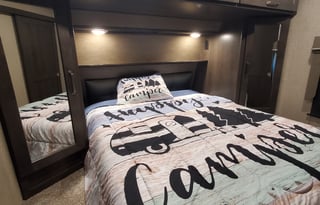 Our B E A Utiful Blue Pearl Reflection