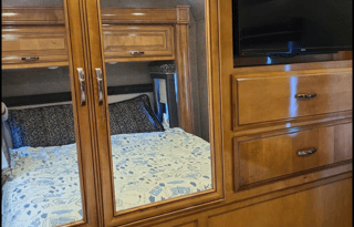 2017 Thor Motor Coach Quantum RQ29