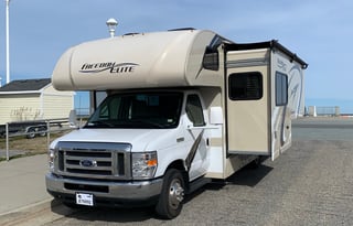 "Tiny" 2019 Thor Motor Coach Freedom Traveler 24HE