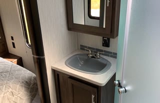 2020 Cherokee 304BH Patriot Edition