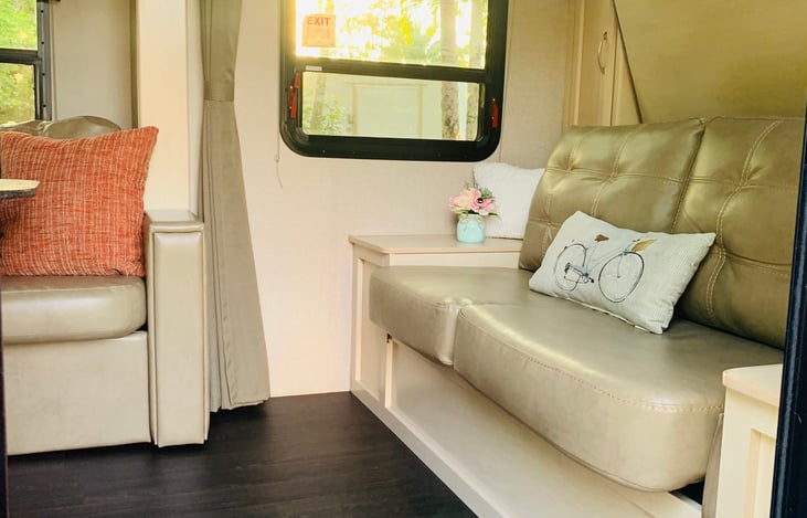 Extra couch when bed is in the up position