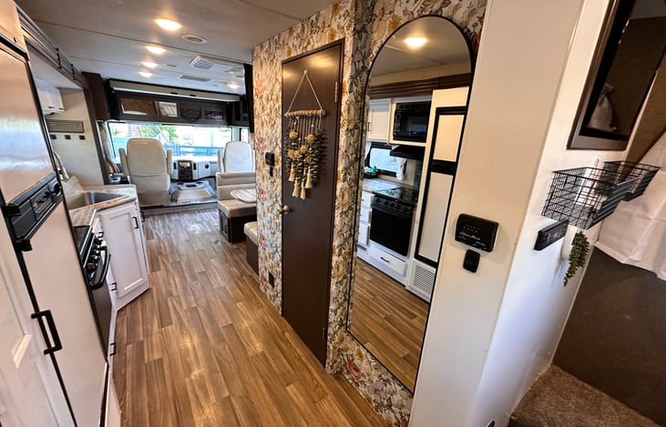 A full length mirror to see how good you look