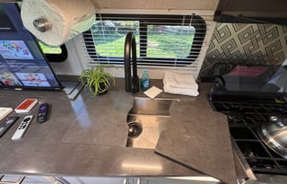 2025 33ft Coachmen 31MB - Sleeps 8