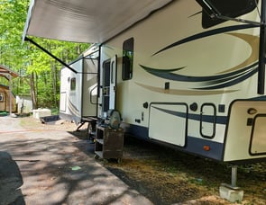 Forest River RV Salem Hemisphere Lite 368RLBHK
