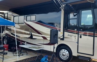 2008 monaco knight coach 40DFT
