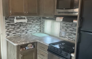 Rudolph Family Escape Camper Rental