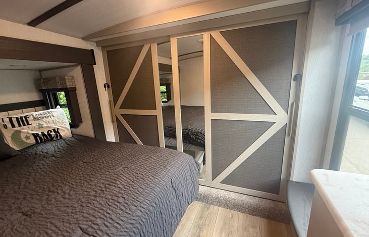 RV king bed