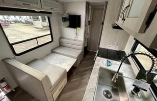 2023 EAST TO WEST Della Terra 250BH