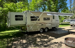 Updated Keystone Outback wBunks:Kid & Pet friendly