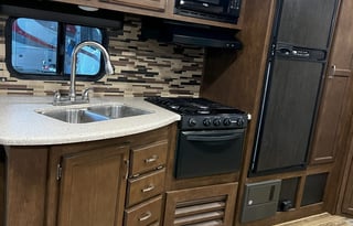 2017 Venture RV SportTrek 270VBH