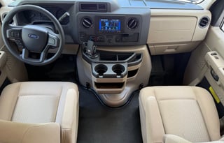 2025 Thor Chateau 21Z... 24 Ft... Easy to Drive...