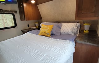 Big SHOWER★SLIDEOUT★BUNKS★OUTDOOR KITCHEN★Exit407