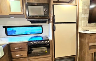 Camden's Camper - 32' - 2021 Dutchman Coleman