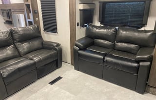 2021 Heartland Milestone 370FLMB