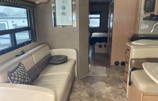 2016 Thor Motor Coach ACE 29.4