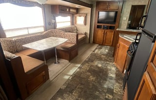 Spacious Family-Friendly Pet-Friendly Camper