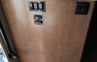 2020 Winnebago Vita 24F pristine & low mile