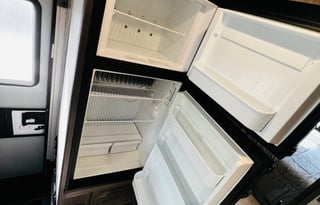 2023 Coachmen Leprechaun