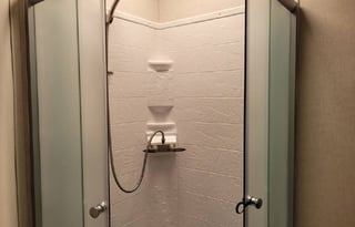 The Lakeside Lodge 35ft Toy Hauler XLR Hyperlite