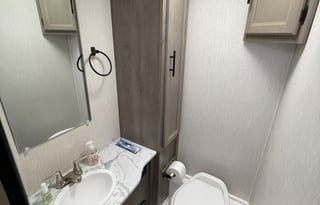 2021 Forest River RV Coachmen Freelander 27QB