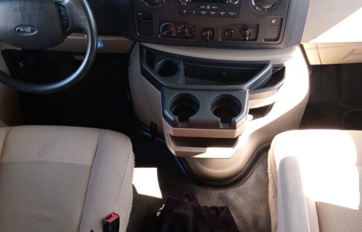 Plenty of cupholders