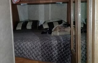 29 ft Sabre silhouette fifth wheel