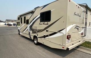2017 Thor Motor Coach Four Winds 28Z