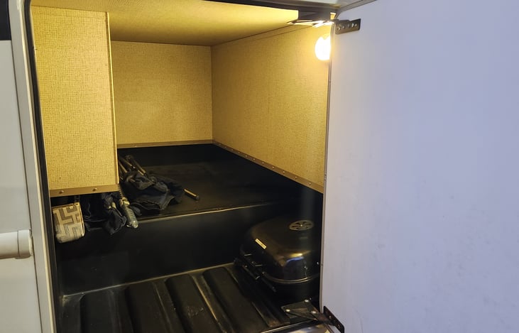 Large outdoor storage for your grill, camping accessories/luggage and any personal belongings.