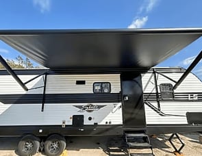 Coachmen RV Shasta 530QB