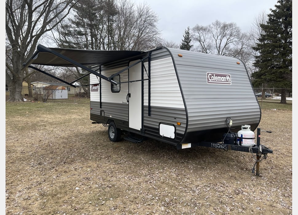Travel Trailer rentals in Rockford