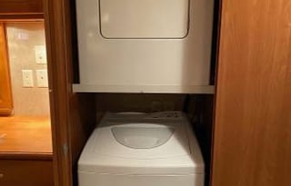 2008 DRV Luxury Suites Mobile Suites 36 TK3