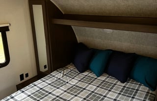 Shawhan Family Frenchies Toy Hauler