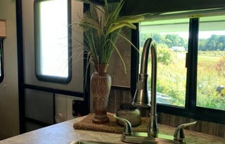 2017 Cruiser Shadow Cruiser S-240BHS