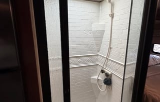 Luxury Family-Friendly Motorhome.  Adventure Ready