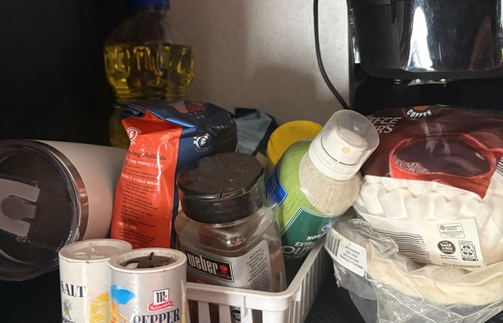 Spices and coffee maker