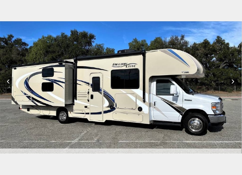 Class C Motor Home rentals in Airway Heights