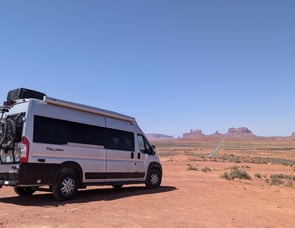 Thor Motor Coach Tellaro 20J