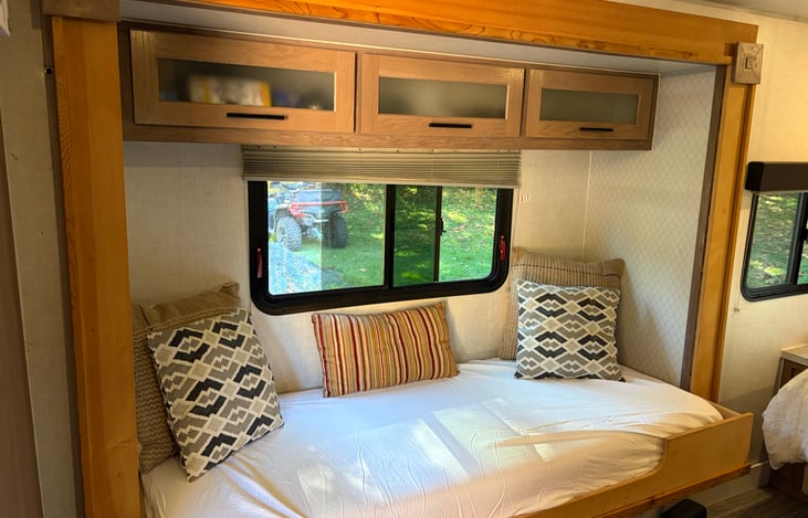 Cozy seating area and extra bed
