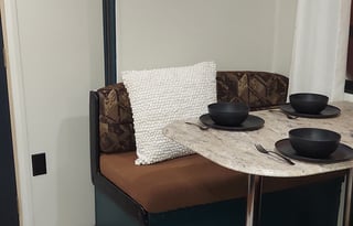 Renovated Vacation Ready Super Clean Delivery Only