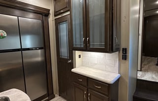 Stationary cozy couples Ozark getaway retreat