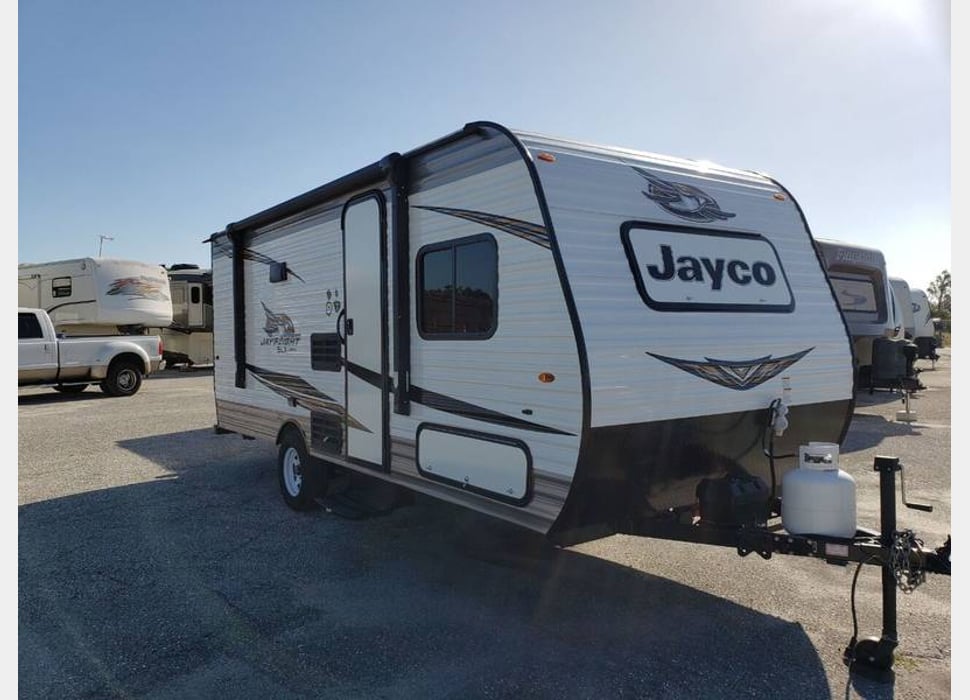 Travel Trailer rentals in Colbert