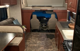 2014 Winnebago Minnie Winnie 31K