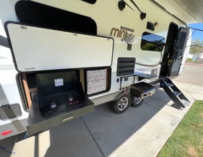 Forest River RV Rockwood Mini Lite 2509S
